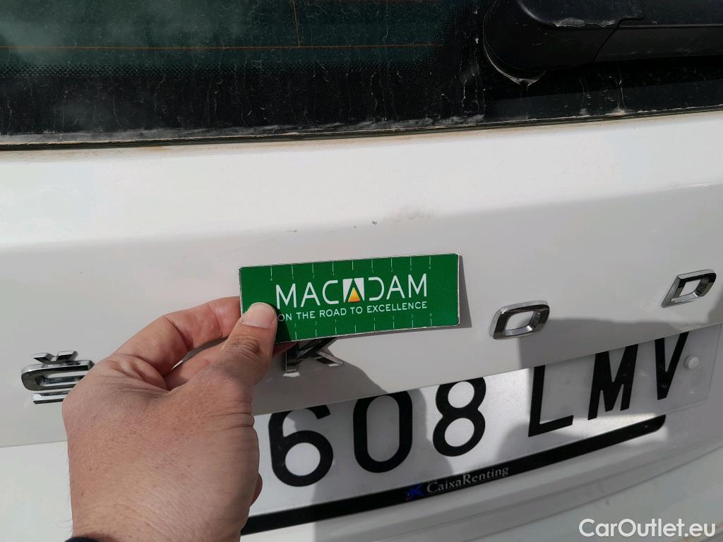  Skoda  KAMIQ SKODA  1.0 TSI 81kW (110CV) DSG Ambition #2