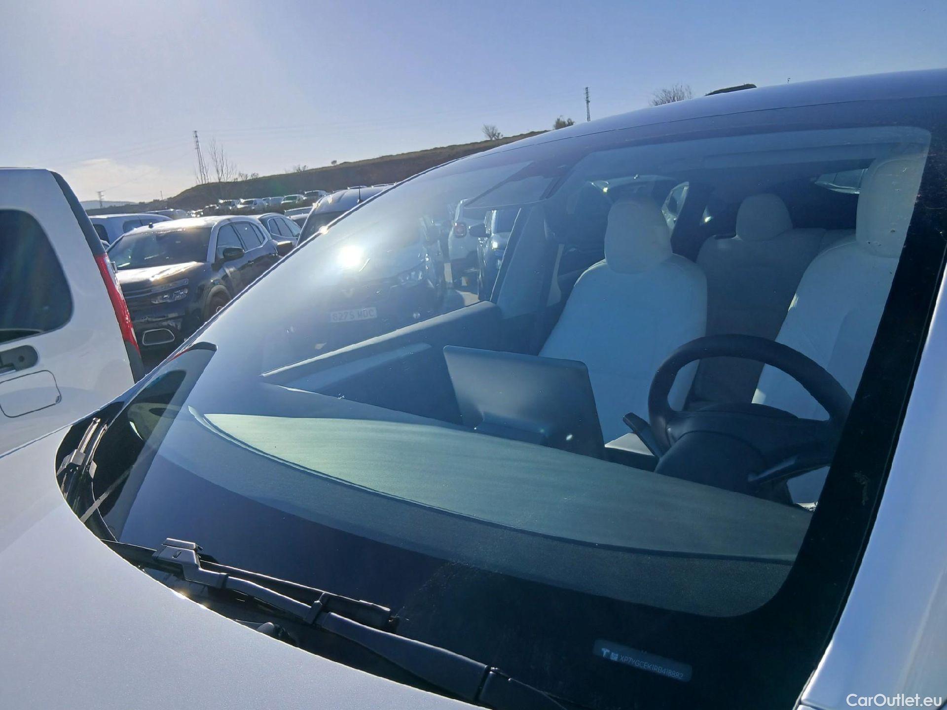  Tesla  Model Y TESLA  / 2020 / 5P / todoterreno Gran Autonomía 4WD #18