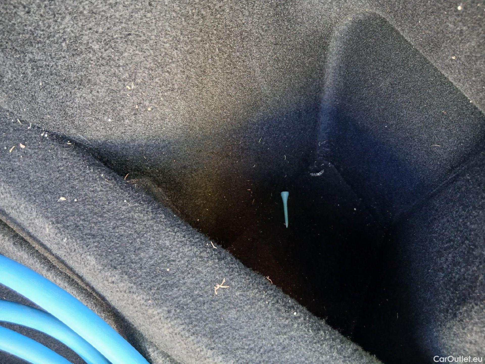  Tesla  Model Y TESLA  / 2020 / 5P / todoterreno Gran Autonomía 4WD #10