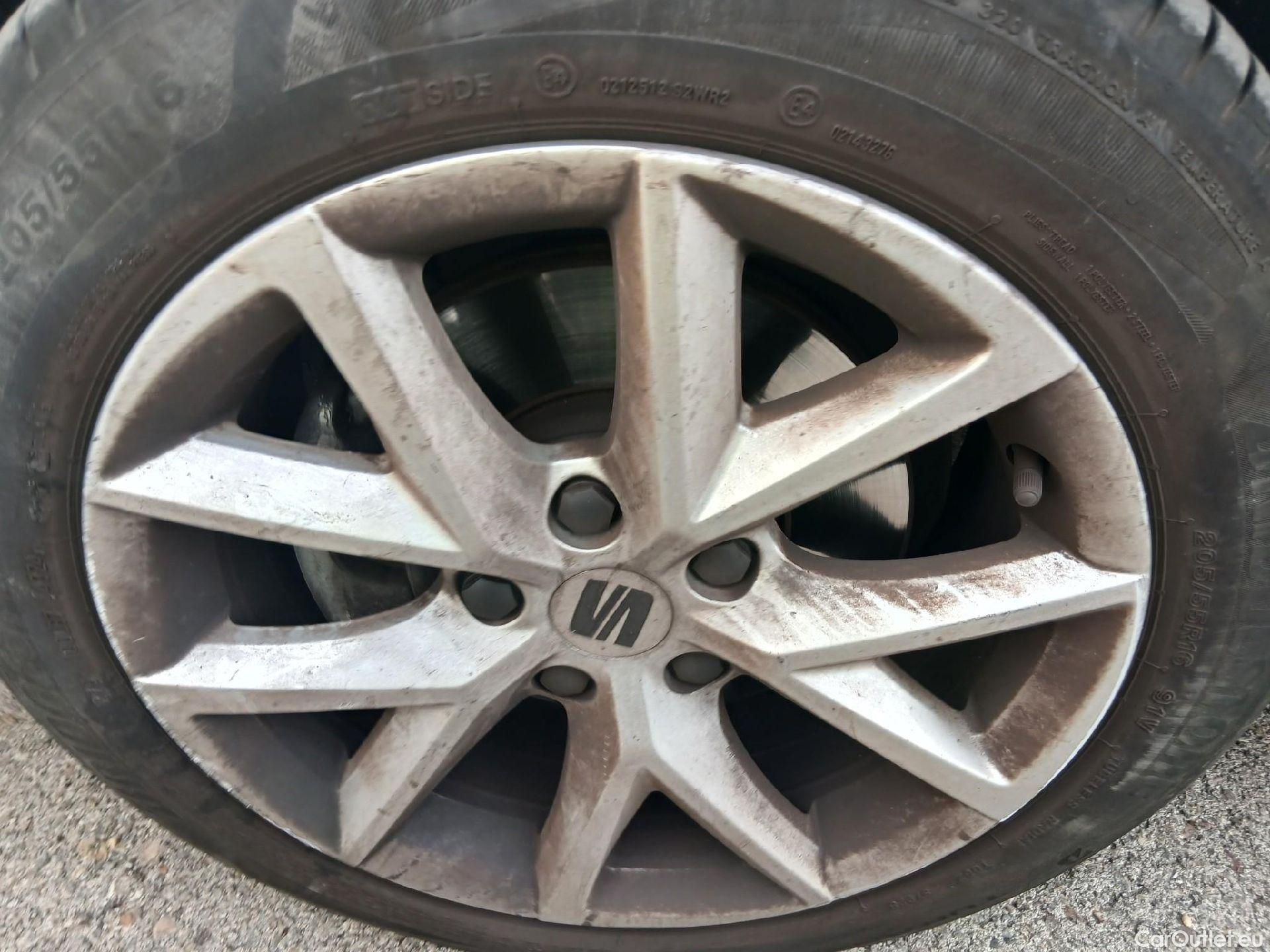  Land Rover  Discovery SEAT Nuevo León / 2020 / 5P / berlina con portón 2.0 TDI 85kW S&S Style Go (AC3) #3