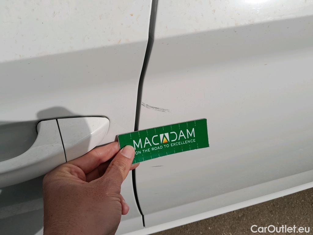  Skoda  KAMIQ SKODA  1.0 TSI 81kW (110CV) DSG Ambition #14