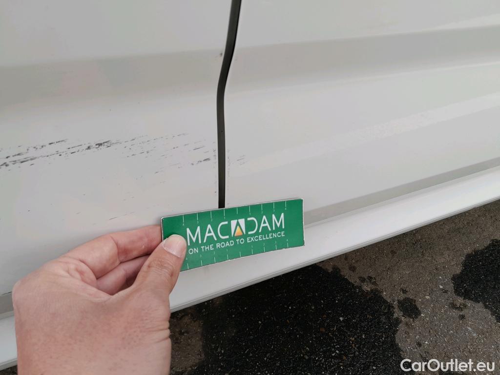  Skoda  KAMIQ SKODA  1.0 TSI 81kW (110CV) DSG Ambition #8