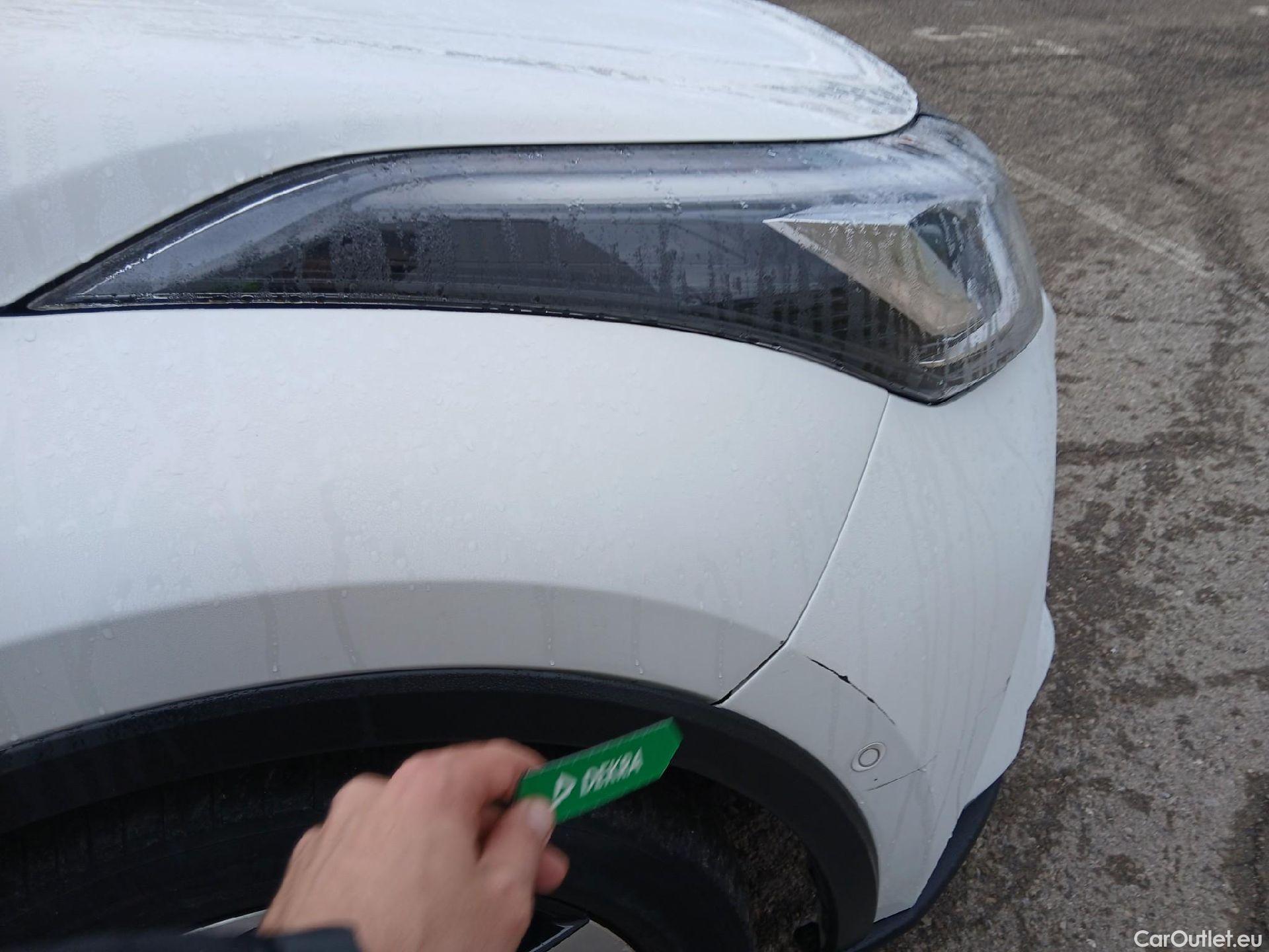  Toyota  C-HR TOYOTA  / 2019 / 5P / todoterreno 2.0 180H Advance #20