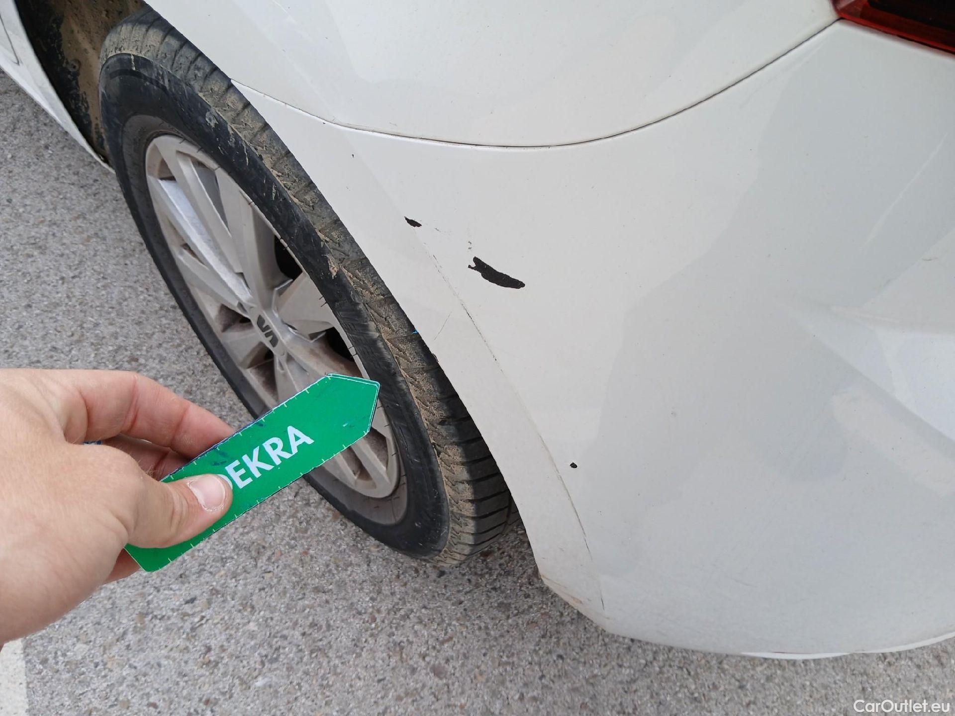  Seat  Ibiza SEAT  / 2017 / 5P / berlina con portón 1.0 TSI 81kW (110CV) Style Plus(SP) #19