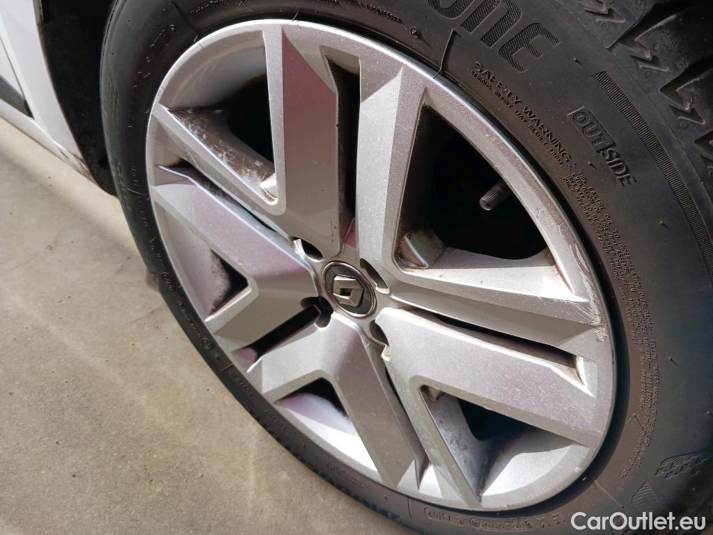  Renault  Clio RENAULT  / 2019 / 5P / berlina con portón Intens TCe 74 kW (100CV) GLP #11