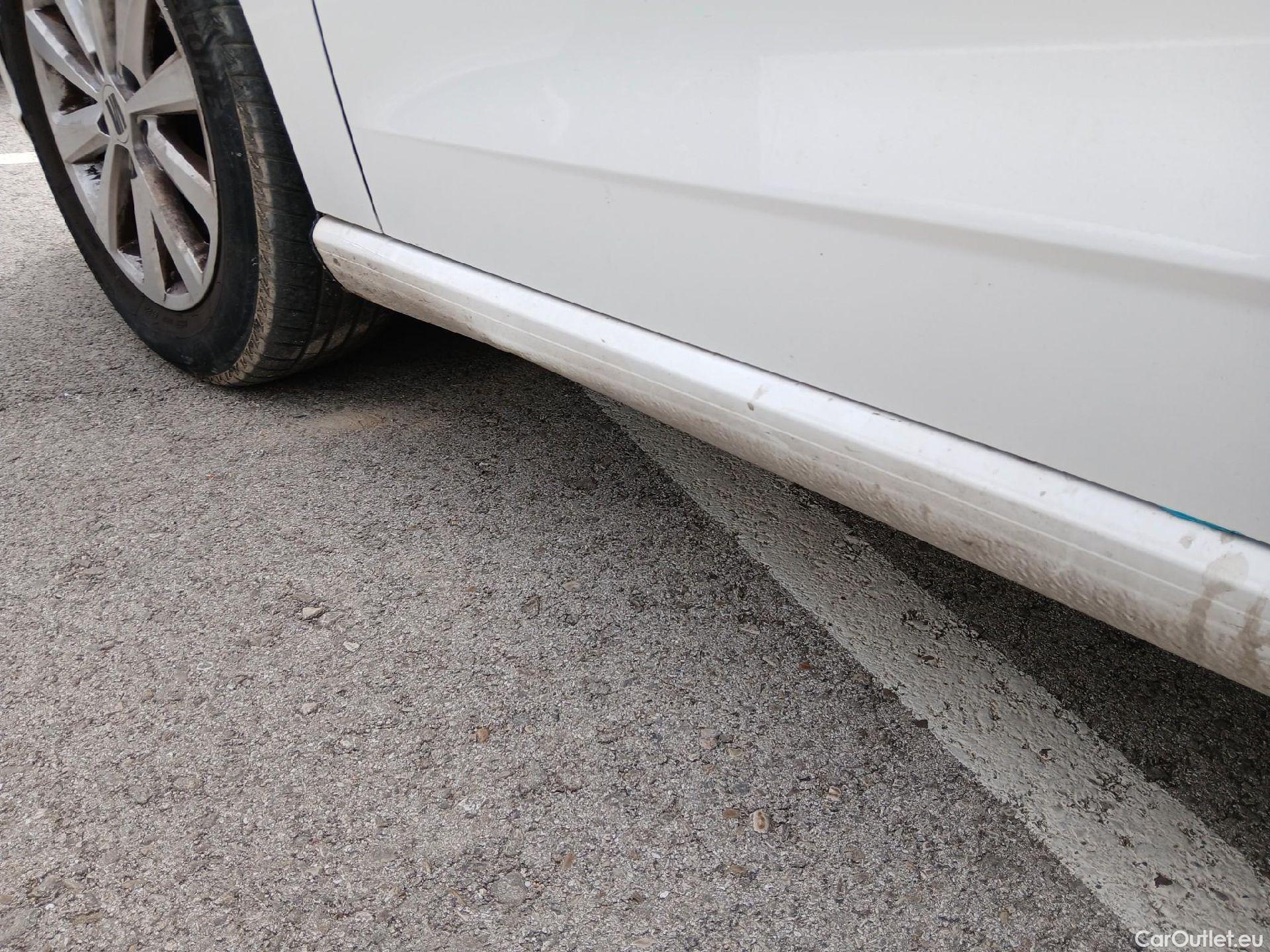  Seat  Ibiza SEAT  / 2017 / 5P / berlina con portón 1.0 TSI 81kW (110CV) Style Plus(SP) #14