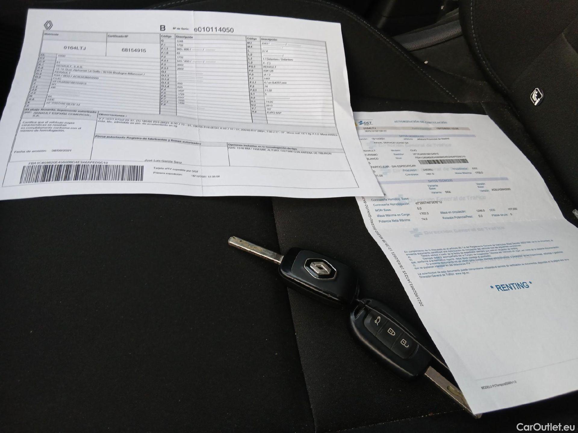  Renault  Clio RENAULT  / 2019 / 5P / berlina con portón Business Blue dCi (100CV) #1