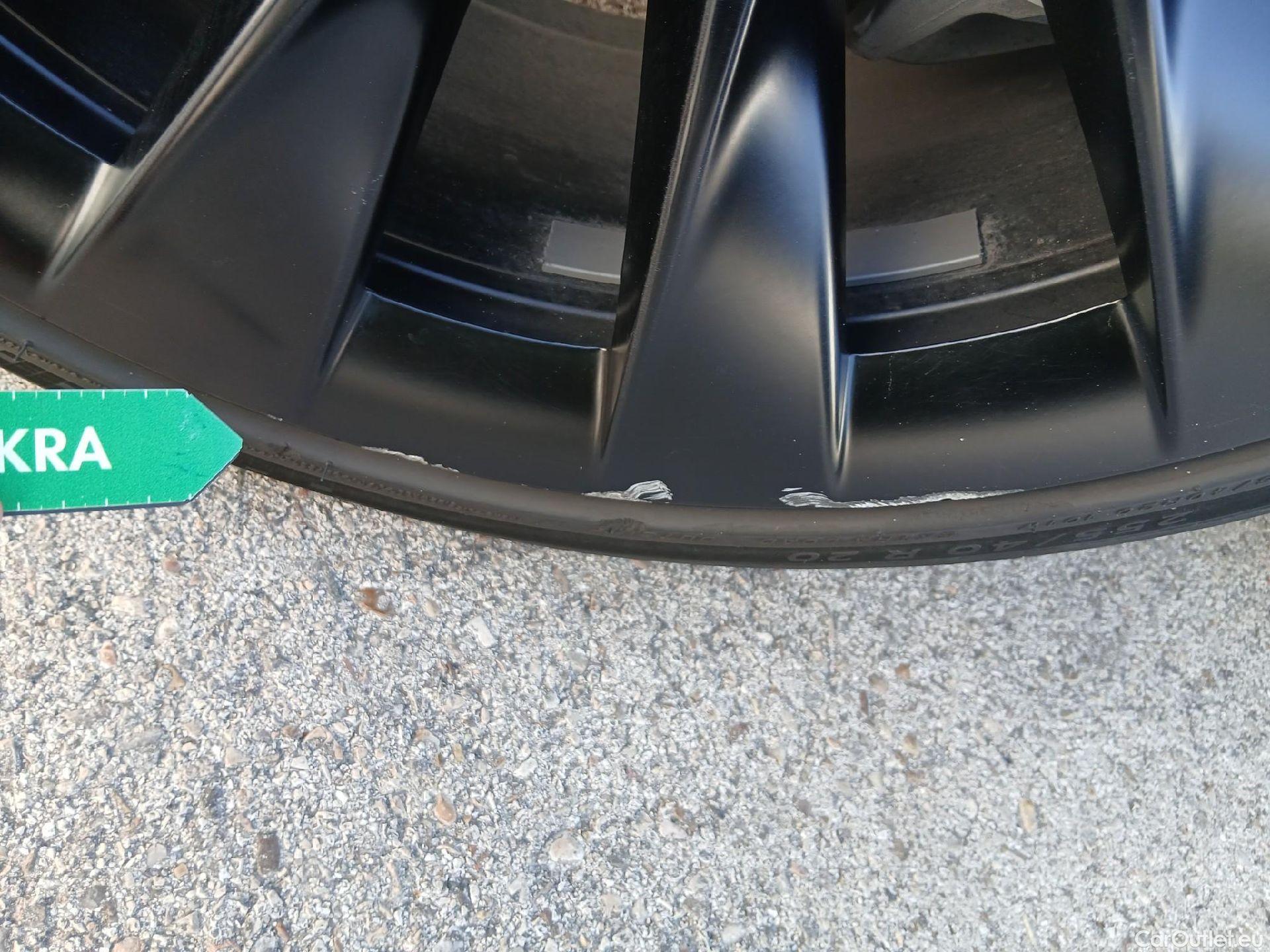  Tesla  Model Y TESLA  / 2020 / 5P / todoterreno Gran Autonomía 4WD #5