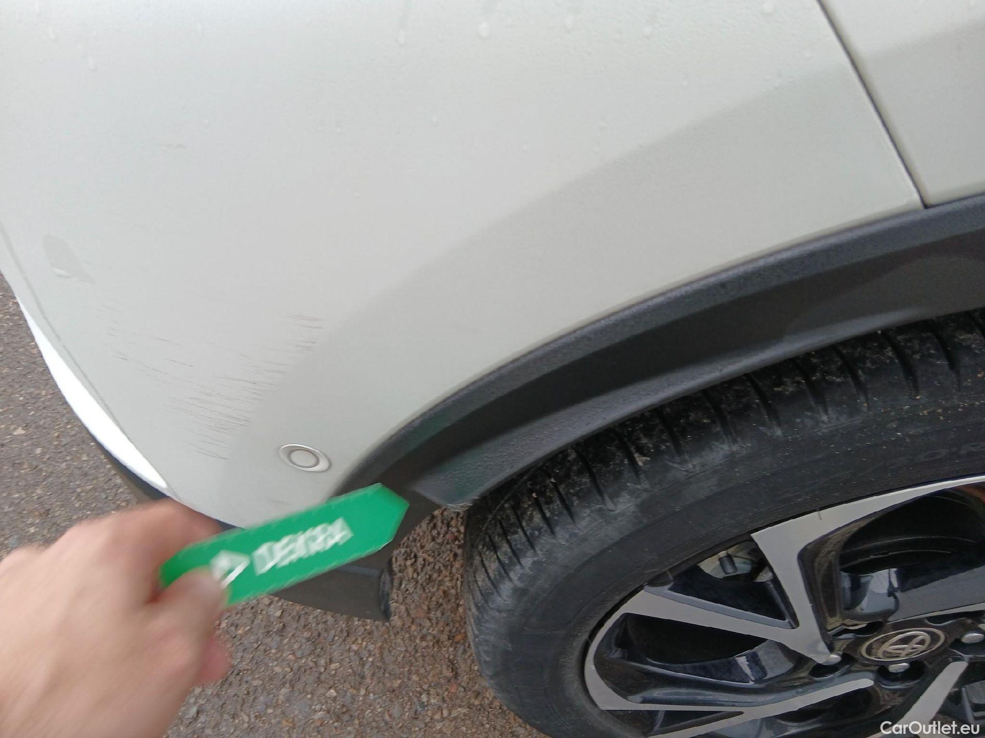  Toyota  C-HR TOYOTA  / 2019 / 5P / todoterreno 2.0 180H Advance #13