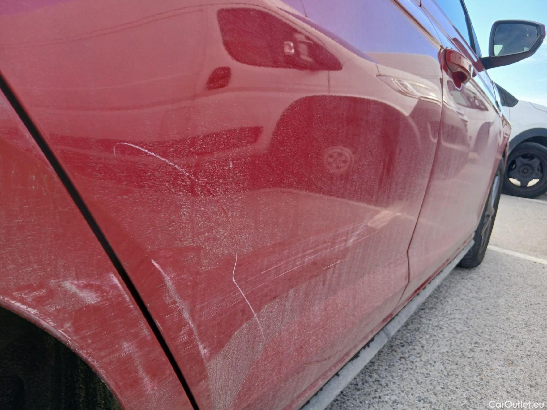  Volkswagen  Polo VOLKSWAGEN  / 2021 / 5P / berlina con portón R-Line 1.0 TSI 70kW (95CV) #23