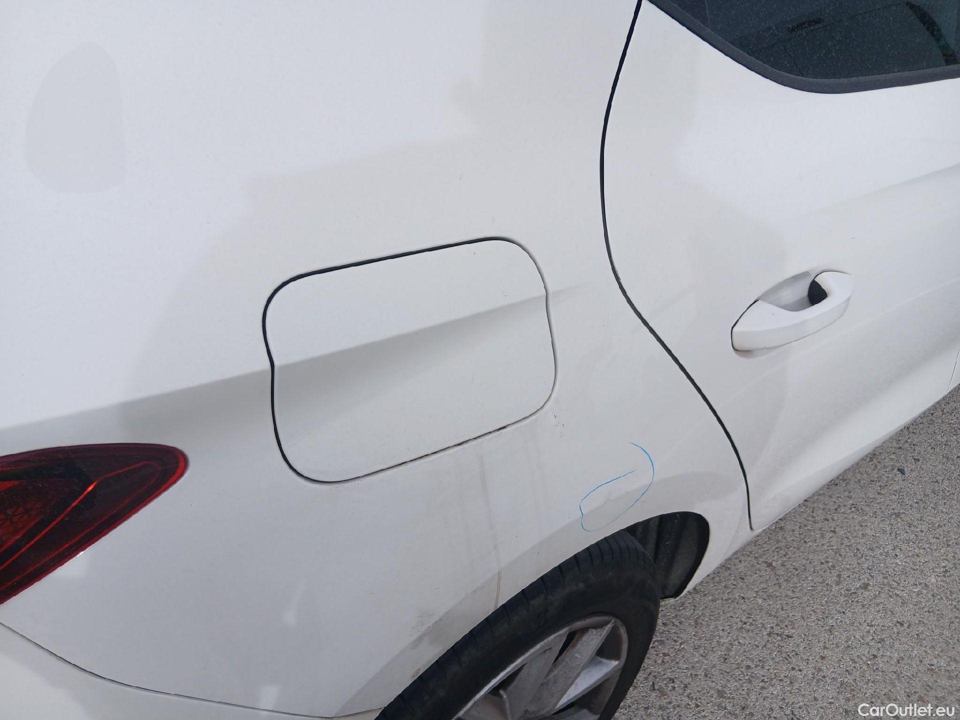  Land Rover  Discovery SEAT Nuevo León / 2020 / 5P / berlina con portón 2.0 TDI 85kW S&S Style Go (AC3) #42