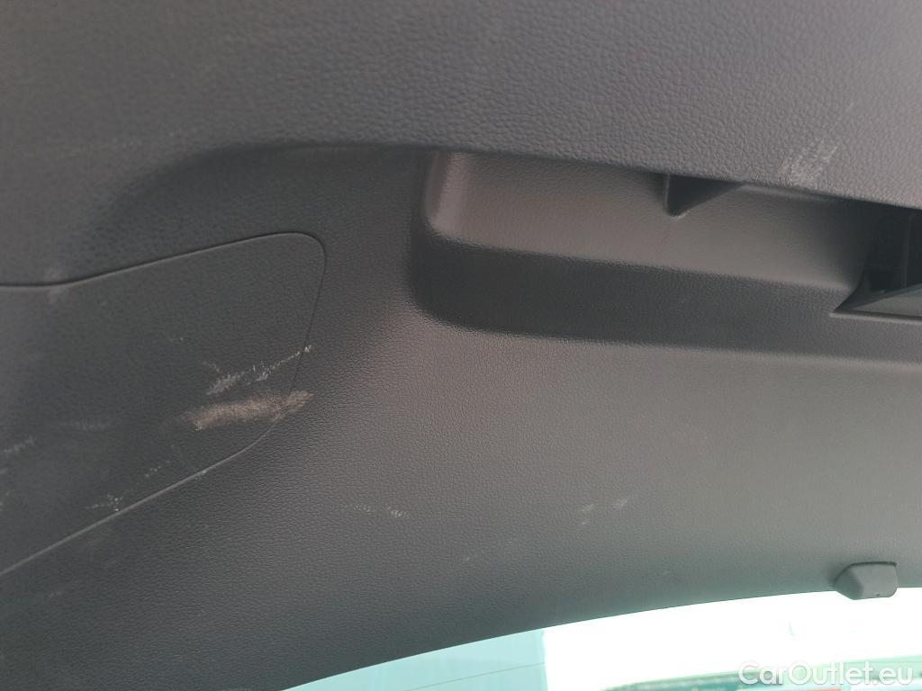  Volkswagen  Golf  VOLKSWAGEN / 2016 / 5P / berlina con portón Advance 1.5 TSI EVO 96kW (130CV) DSG #12