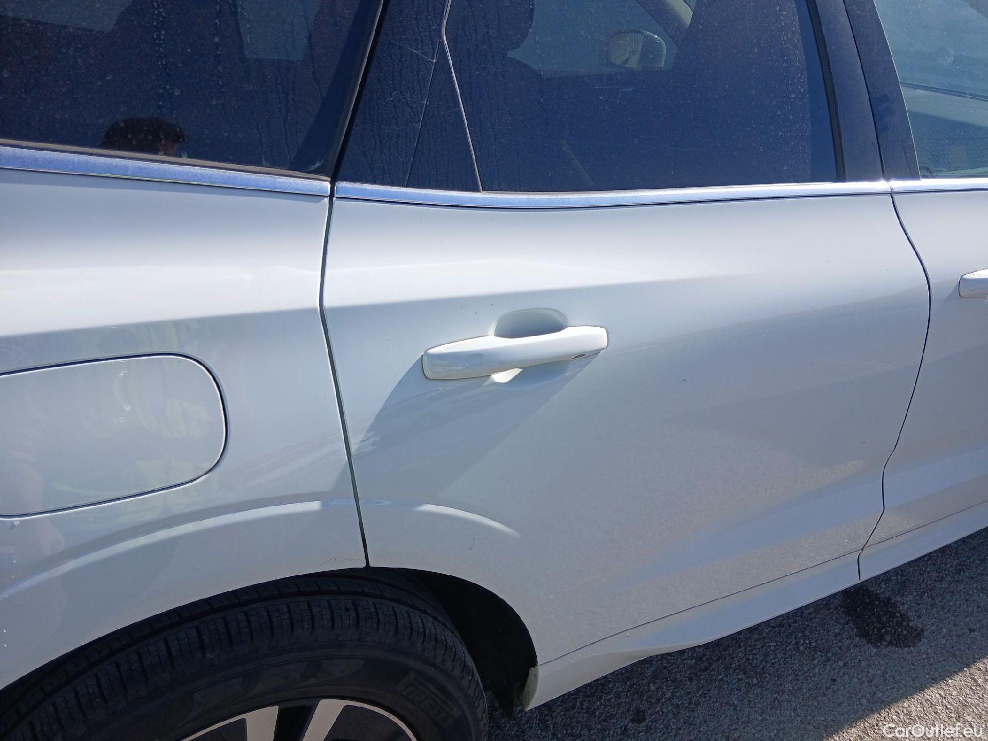  Volvo  XC60 VOLVO  / 2017 / 5P / todoterreno 2.0 B4 D AWD Momentum Pro Auto #19