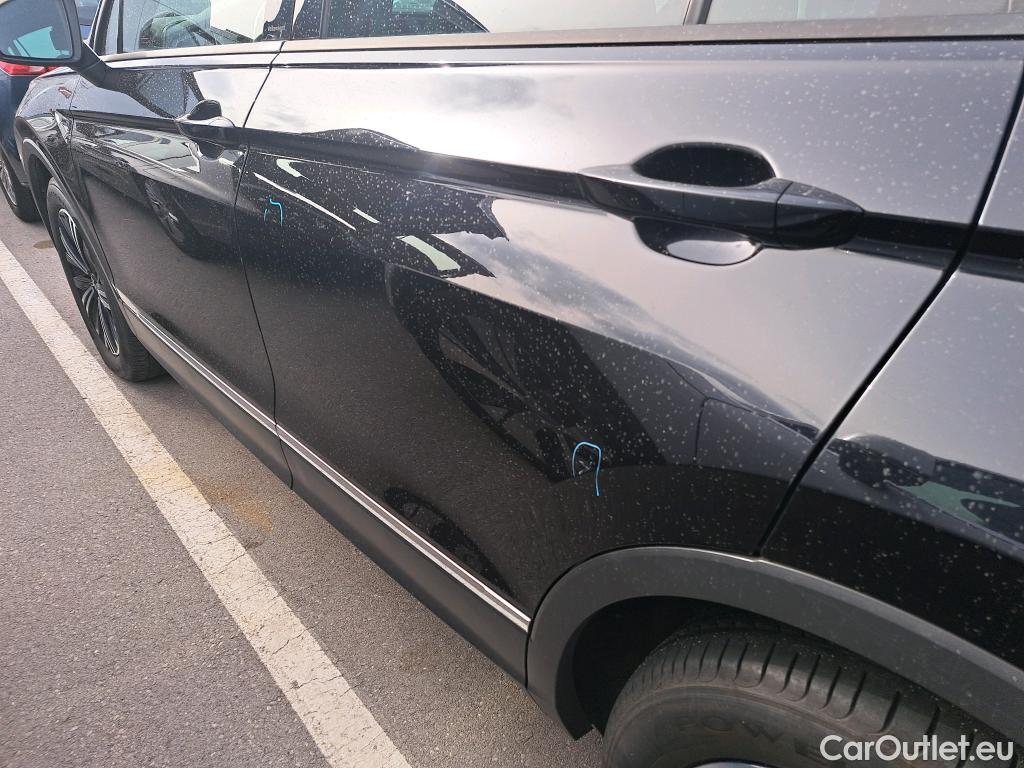  Volkswagen  Tiguan VOLKSWAGEN  / 2020 / 5P / todoterreno Life 2.0 TDI 110kW (150CV) DSG (AC2) #1