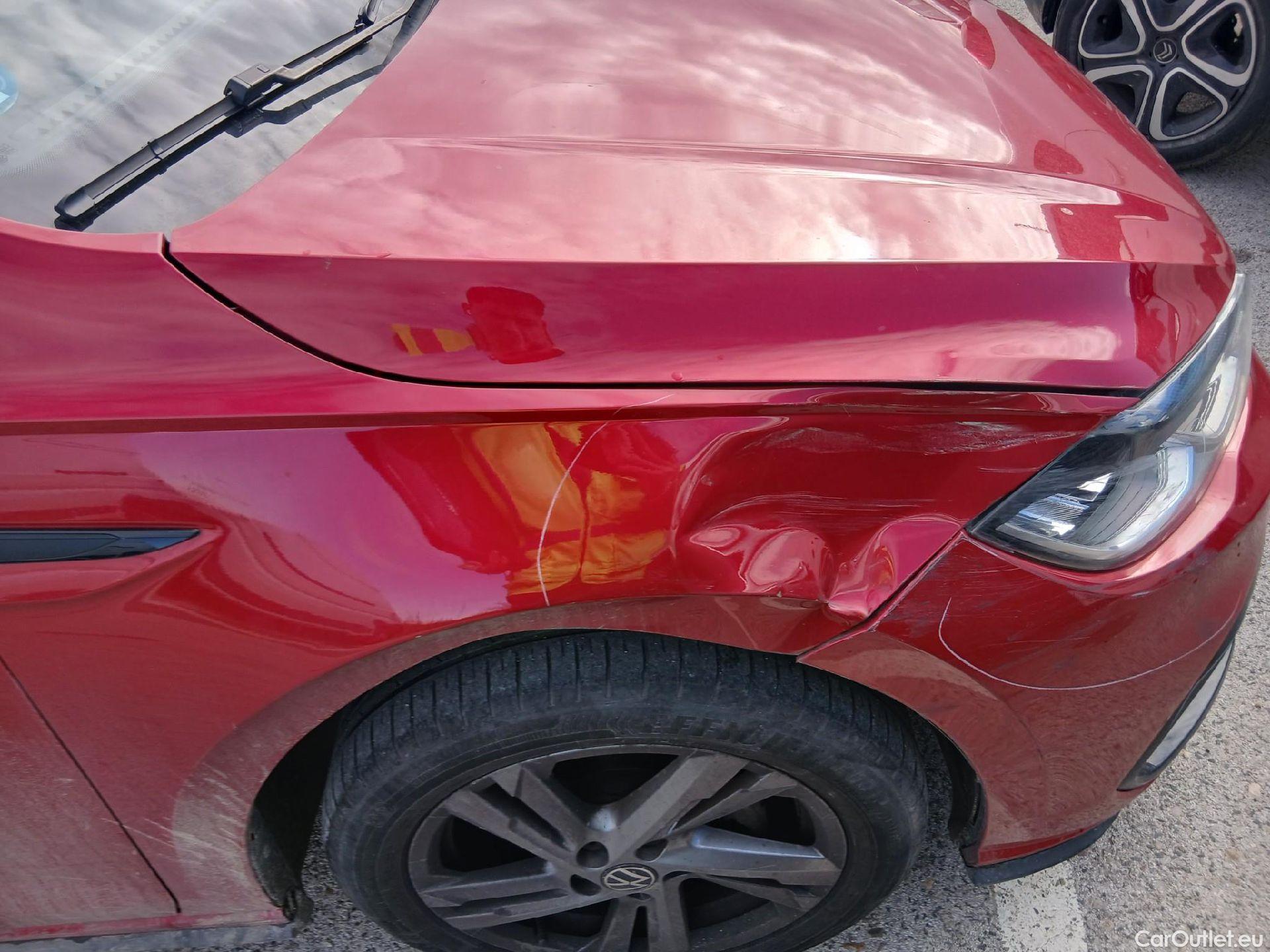  Volkswagen  Polo VOLKSWAGEN  / 2021 / 5P / berlina con portón R-Line 1.0 TSI 70kW (95CV) #27