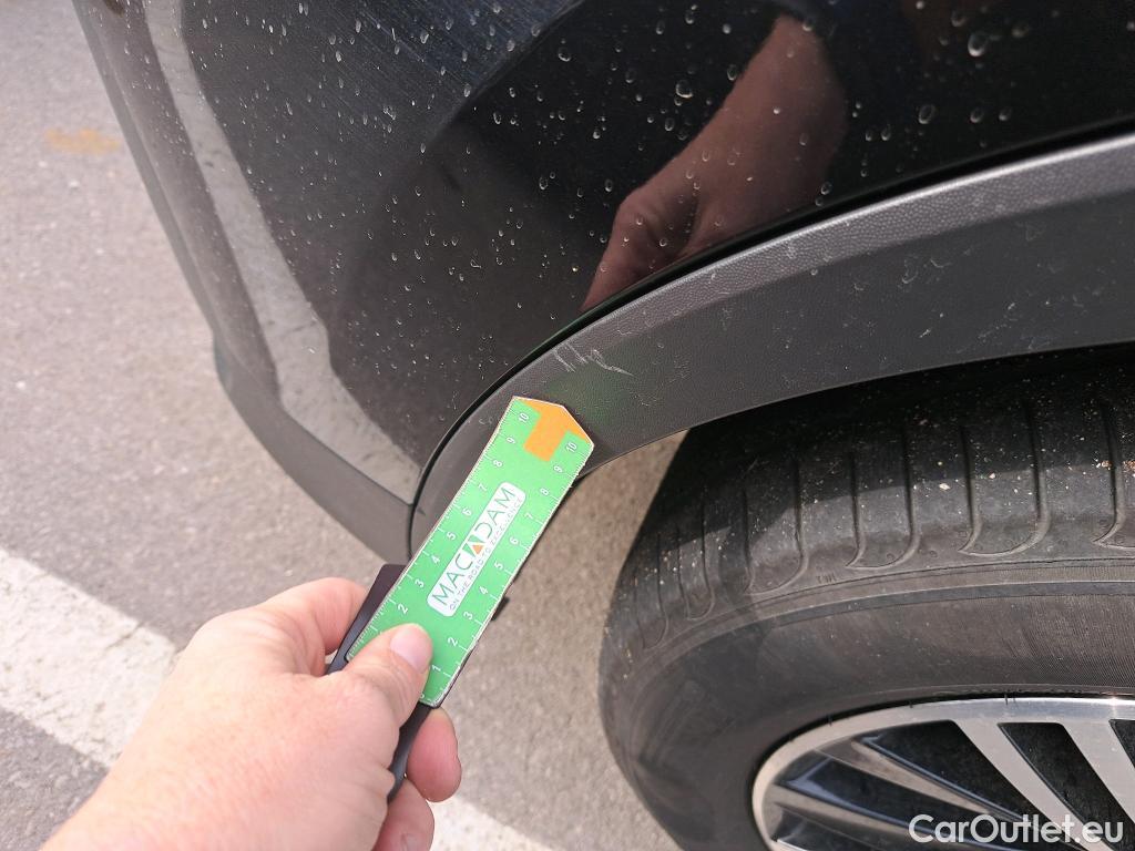  Volkswagen  Tiguan VOLKSWAGEN  / 2020 / 5P / todoterreno Life 2.0 TDI 110kW (150CV) DSG (AC2) #13