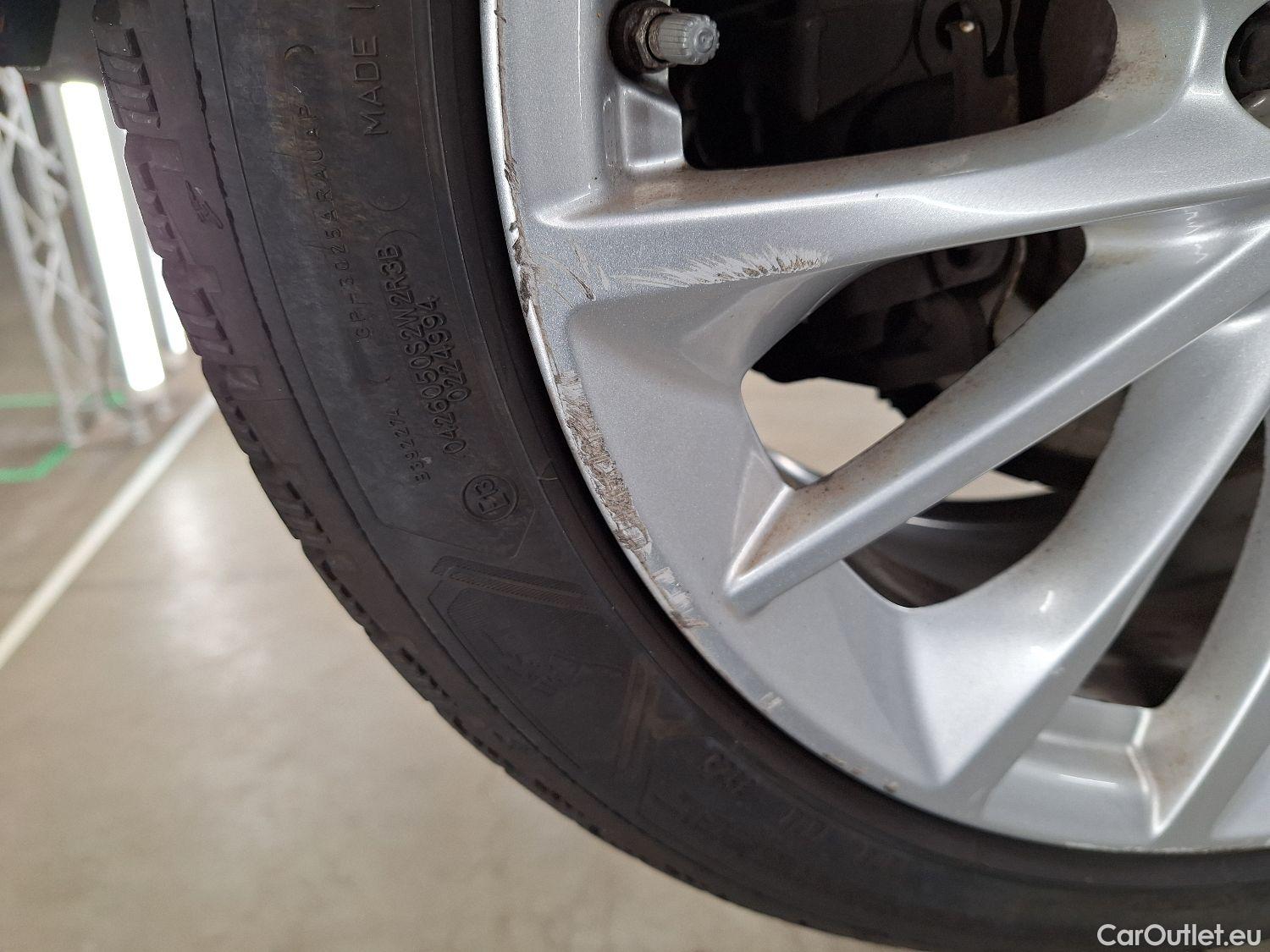  Bmw  Serie 1 BMW, 1-serie '19, BMW 1 Reeks Hatch 116d (85 kW) 5d #13