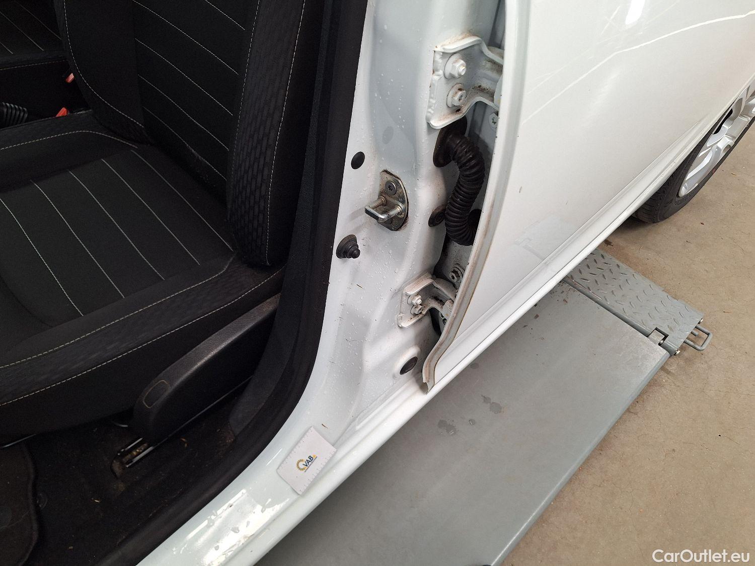  Dacia  Sandero Dacia,  '13, Dacia  SCe 75 Comfort 5d #53