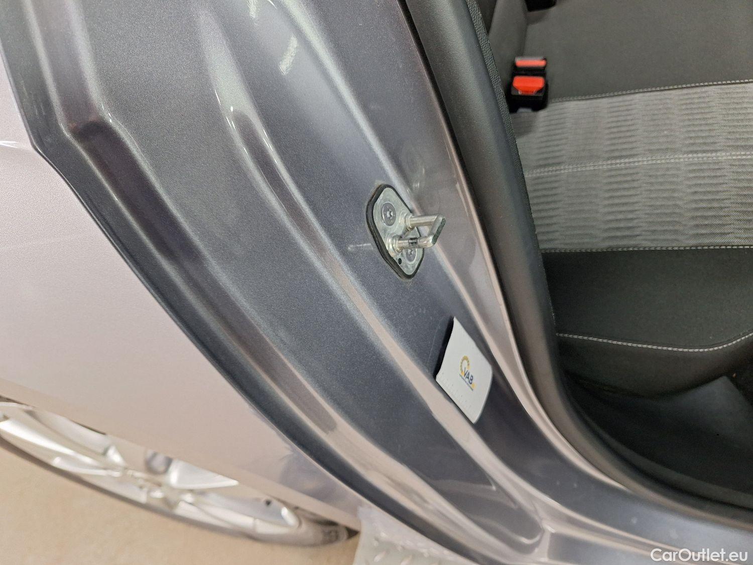  Opel  Corsa Opel,  '19, Opel  1.5 Turbo D 75kW S/S Edition 5d #37