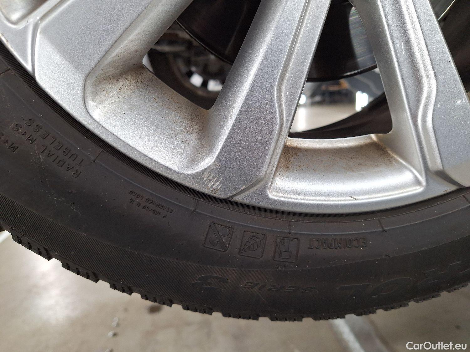  Opel  Crossland Opel,  '20, Opel  1.2 96kW Turbo S/S Auto Elegance 5d #8