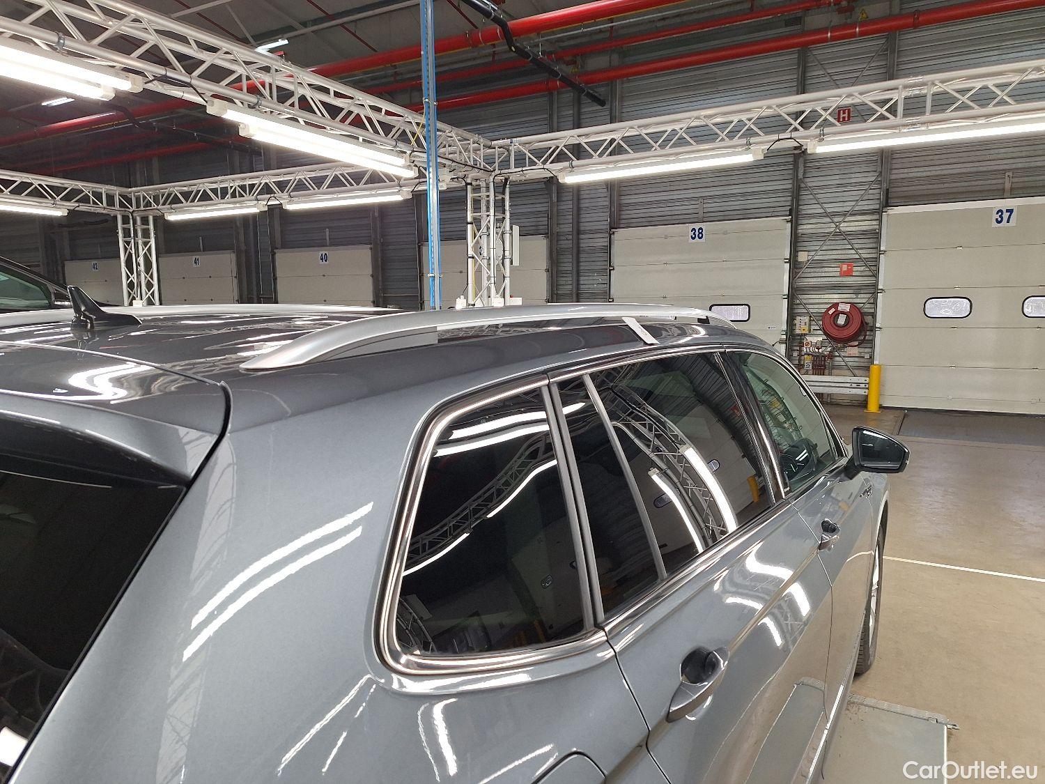  Volkswagen  Tiguan VW,  Allspace '17, Volkswagen  Allspace 1.5 TSI ACT DSG7 Highli #40