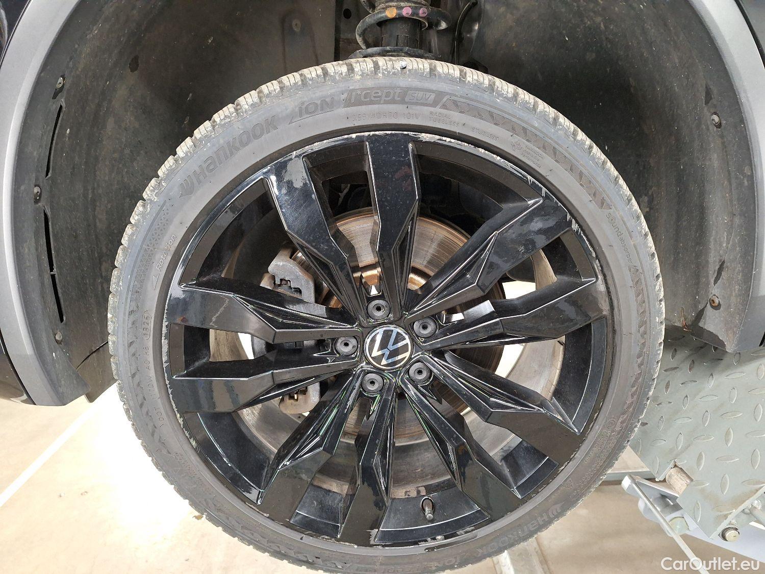  Volkswagen  Tiguan VW,  FL'20 PHEV, Volkswagen  1.4 eHybrid DSG R-Line 5d #12