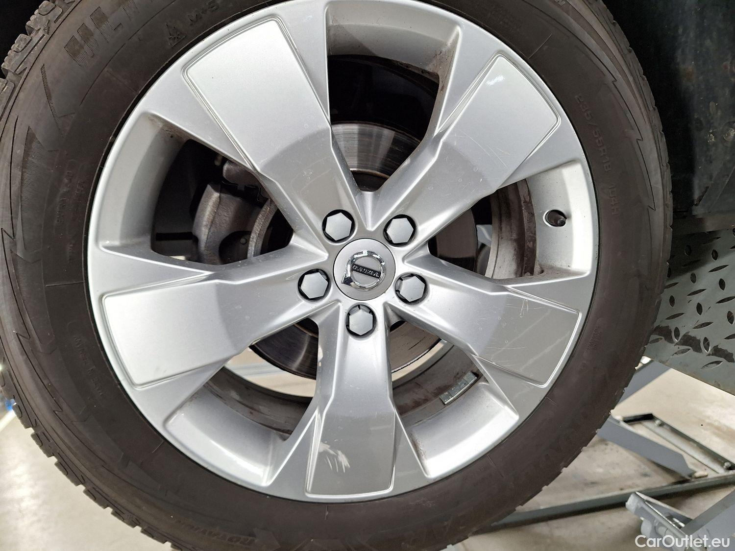  Volvo  XC 40 Volvo, XC40 '17, Volvo XC40 T3 Geartronic Momentum Pro 5d #10