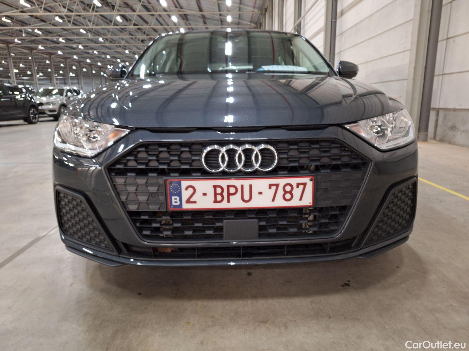  Audi  A1 Sportback Audi, A1 SB '18, Audi  1.0 25 TFSI 70kW S tronic Busine #1