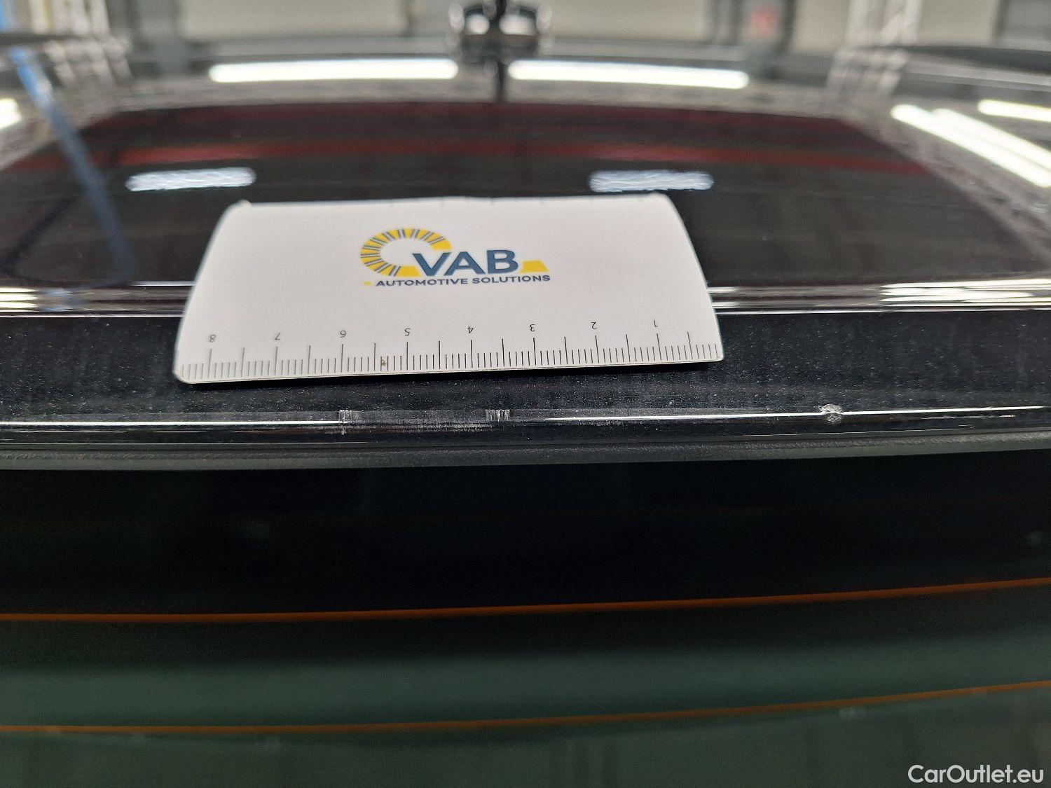  Audi  Q3 Audi,  '18, Audi  35 TDI S Tronic Bus. Ed. Attraction 5d #32