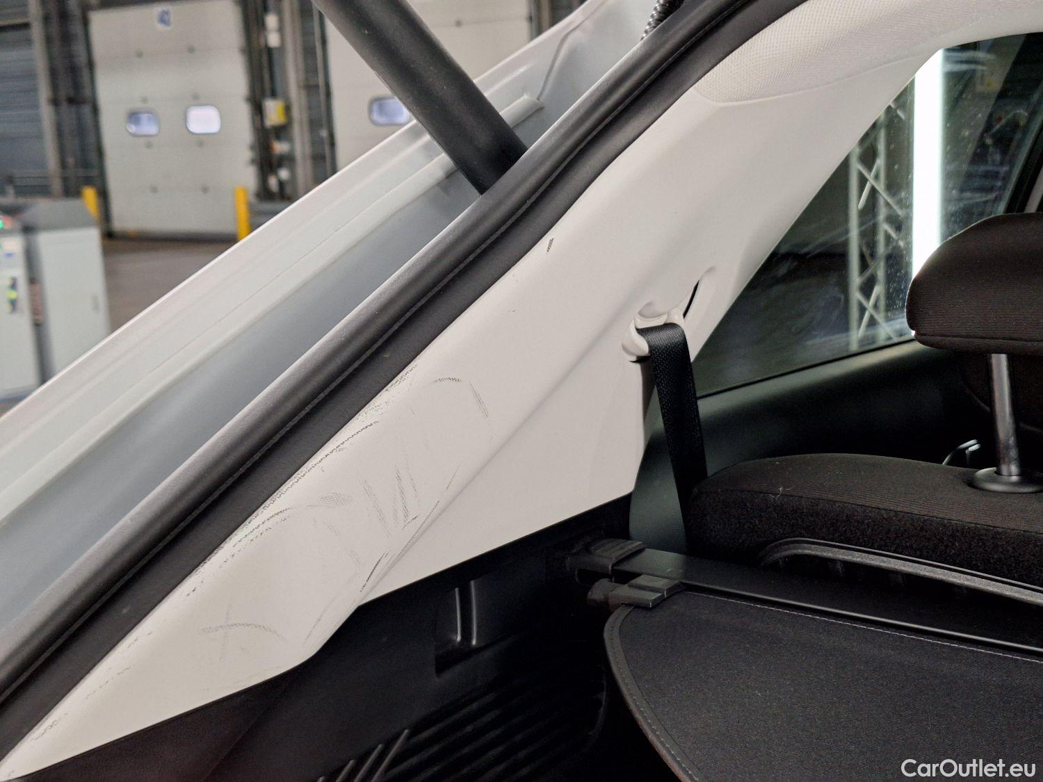  Hyundai   Ioniq Hyundai, 5 '21 BEV, Hyundai 5 73kWh Core 5d #35