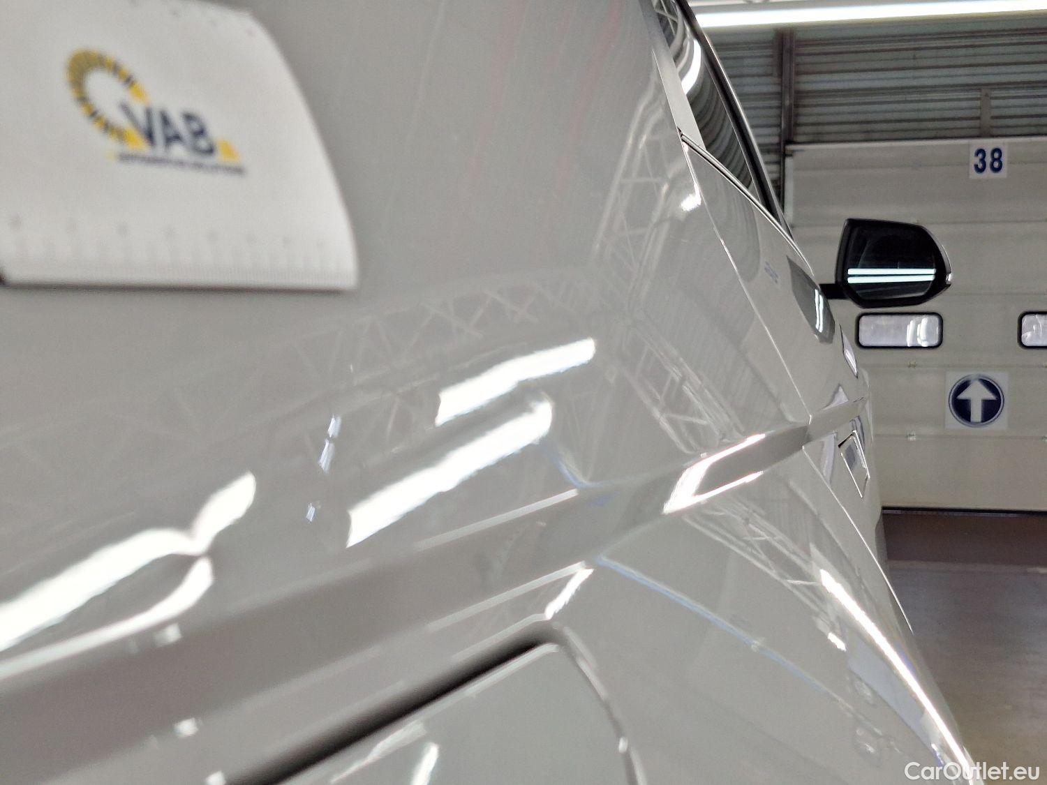  Hyundai   Ioniq Hyundai, 5 '21 BEV, Hyundai 5 73kWh Core 5d #12