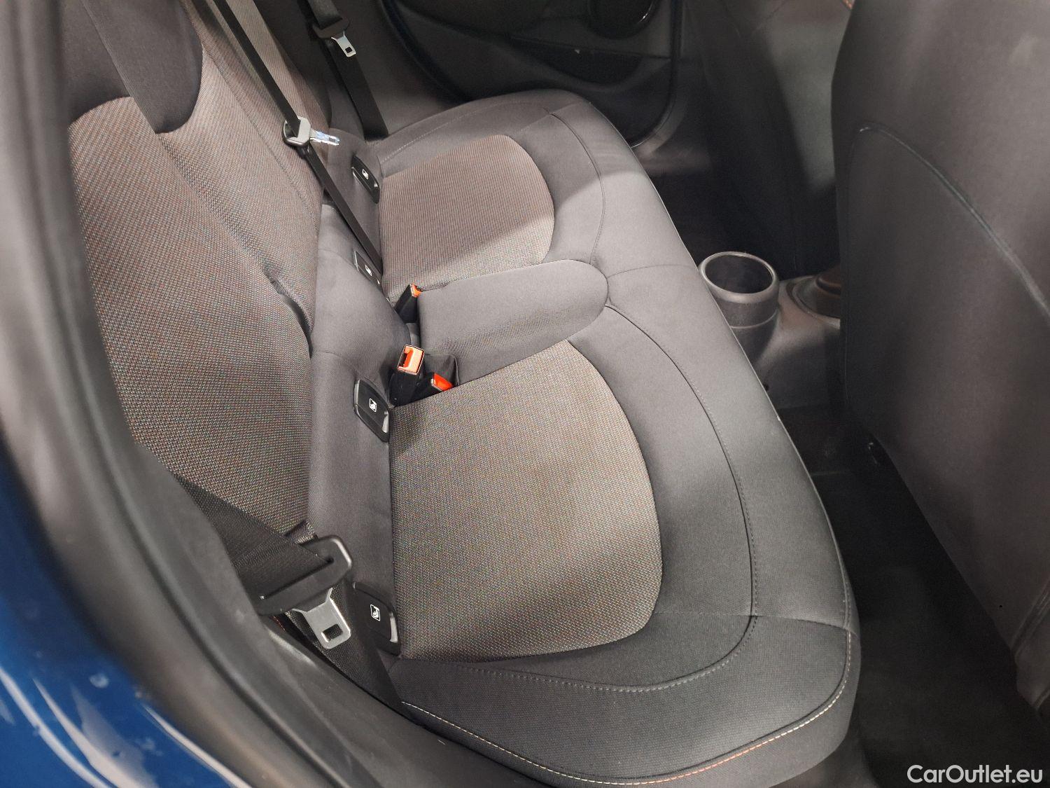  Mini  Cooper MINI, Mini 5d '14, Mini 5 door One 5d #30