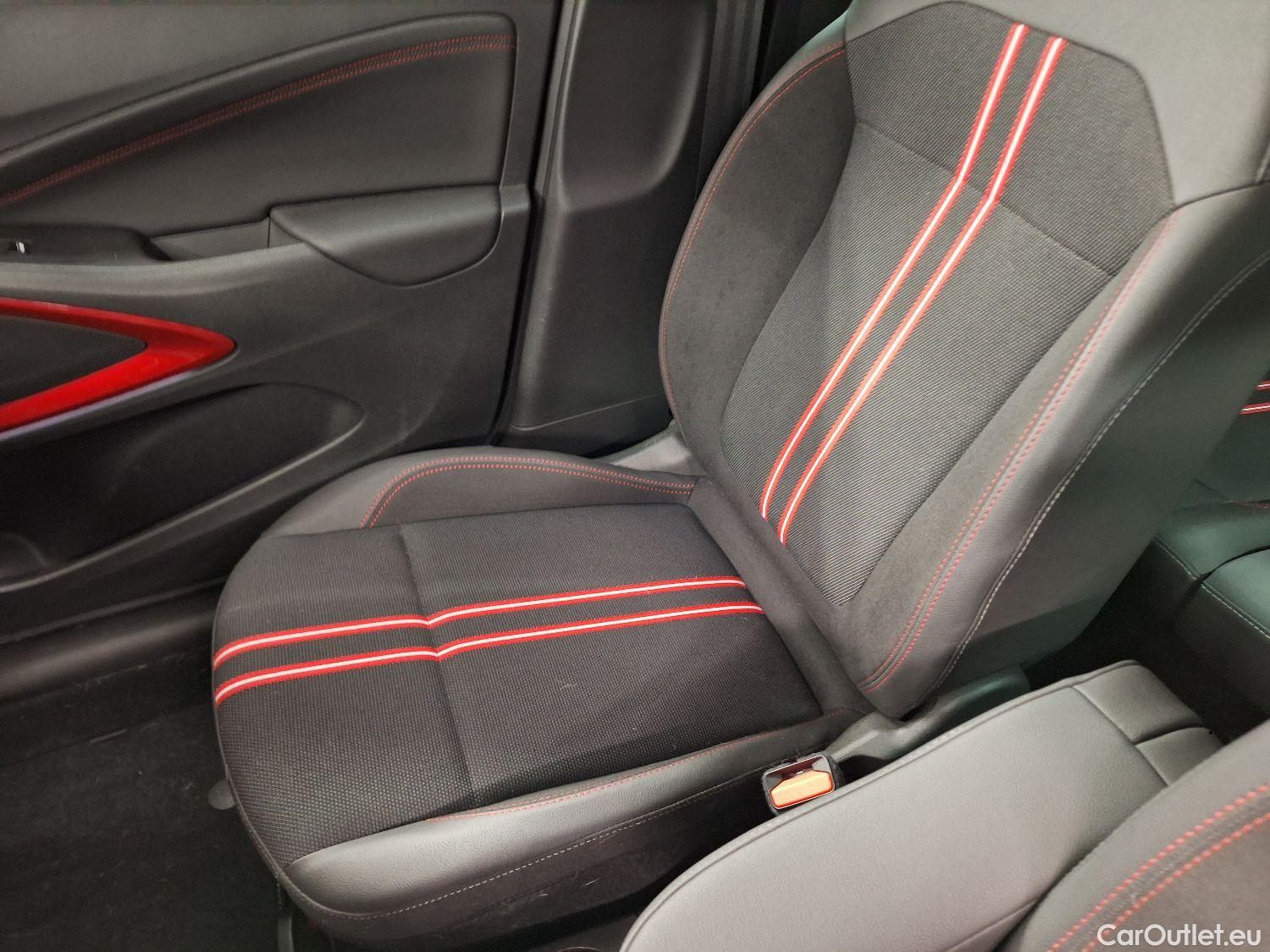  Opel  Crossland Opel,  '20, Opel  1.2 96kW Turbo S/S Auto GS Line 5d #31