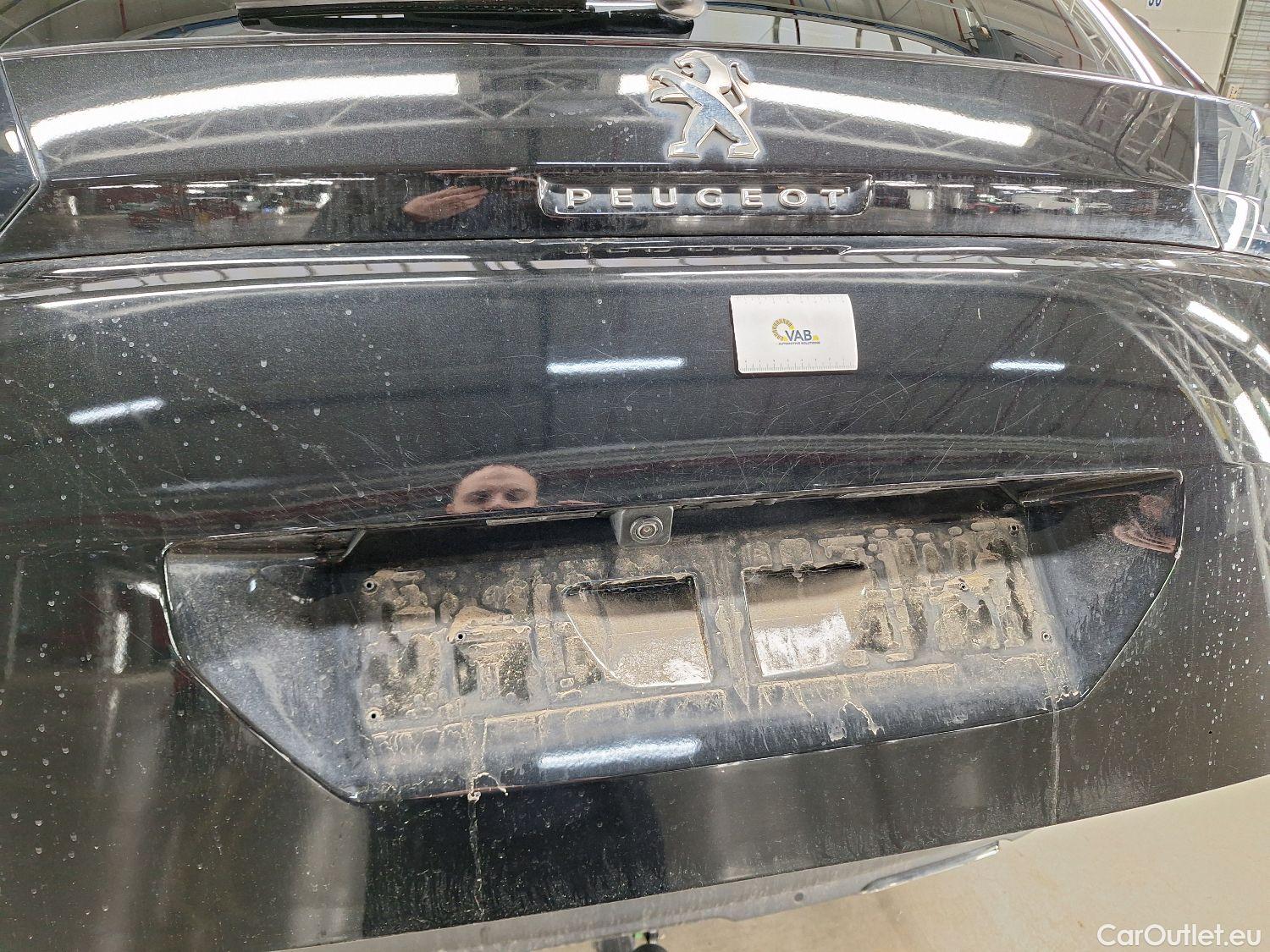  Peugeot  5008 Peugeot,  FL'20, Peugeot  1.2 PureTech 96kW S&S EAT8 GT Pack 5d #31