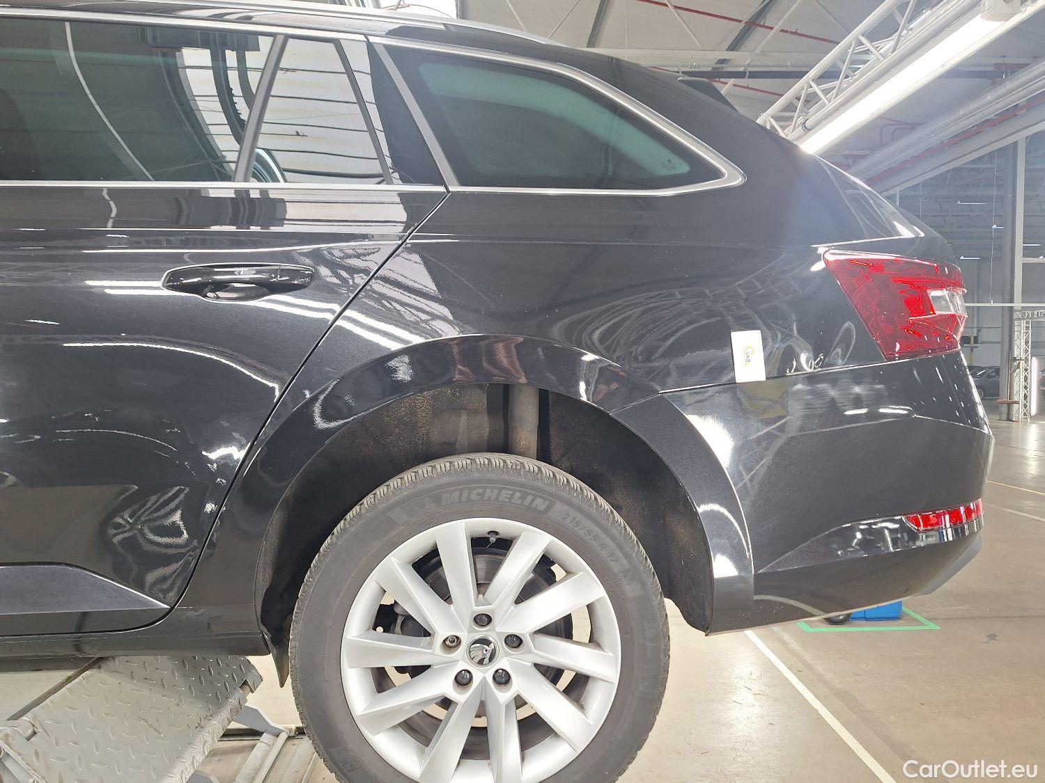  Skoda  Superb Skoda,  Combi FL'19, Skoda  Combi 2.0 CRTDI 90kW DSG7 Clever 5d #26