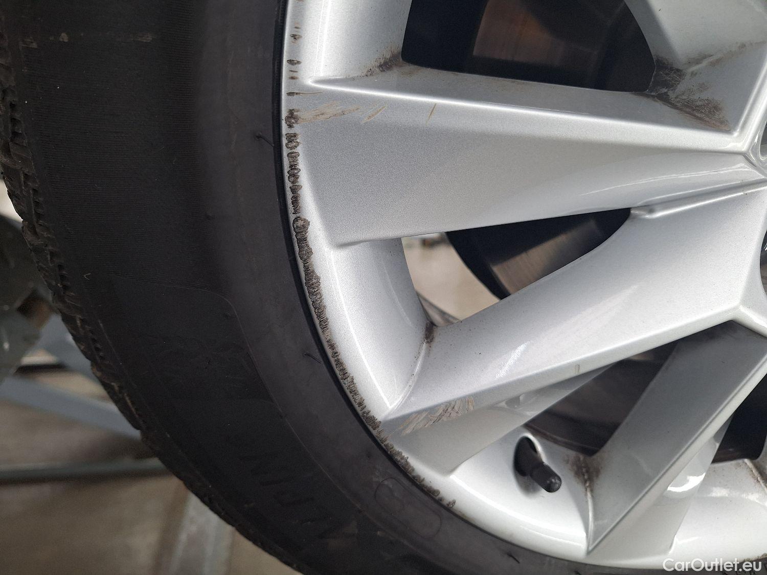  Skoda  Superb Skoda,  Combi FL'19, Skoda  Combi 2.0 CRTDI 90kW DSG7 Clever 5d #4