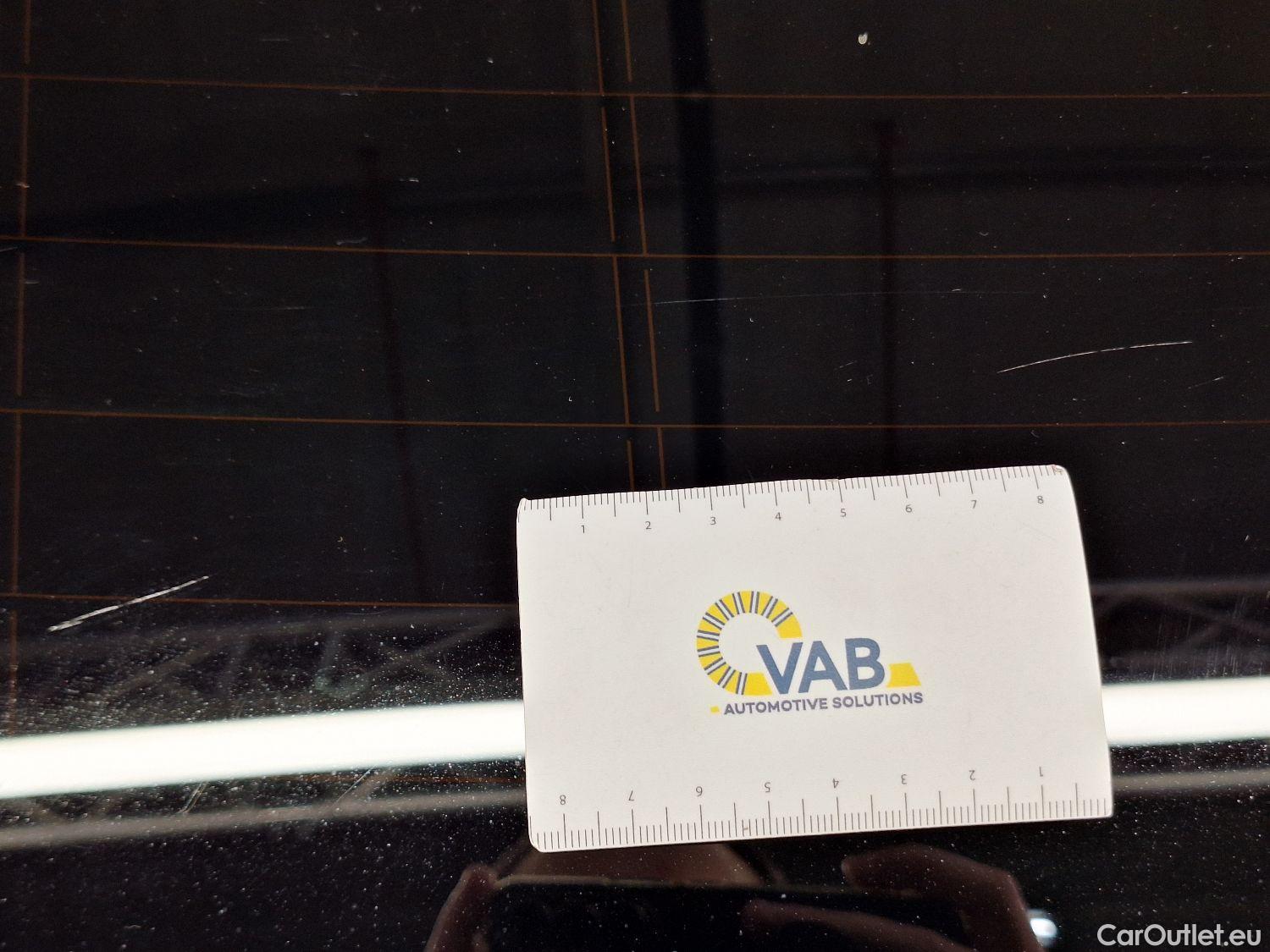  Renault  Captur Renault,  '19, Renault  E-TECH Plug-in Hybrid Intens 5d #39