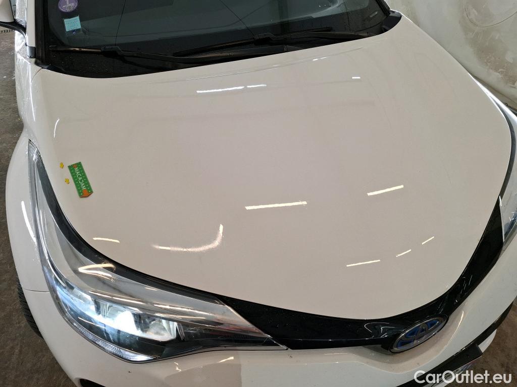  Toyota  C-HR TOYOTA  / 2016 / 5P / SUV 1.8 HYBRIDE 122 DYNAMIC #26