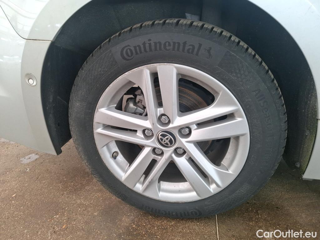  Toyota  Corolla TOYOTA  Touring Sports / 2018 / 5P / Break Hybride 122h Dynamic Business Stage Acad #25