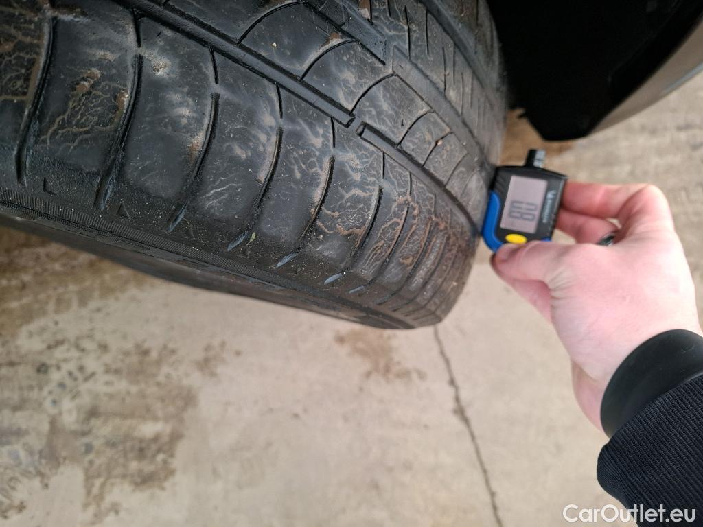  KIA  XCeed KIA  / 2019 / 5P / Crossover 1.6 GDI ISG ISG PHEV ACTIVE BUS DCT6 OPE STOCK #1