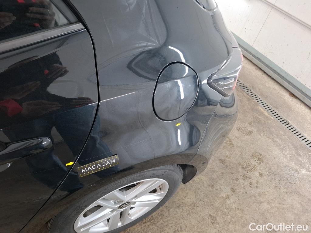  Toyota  Corolla TOYOTA  / 2018 / 5P / Berline Hybride 122h Dynamic Business Stage Acad #8