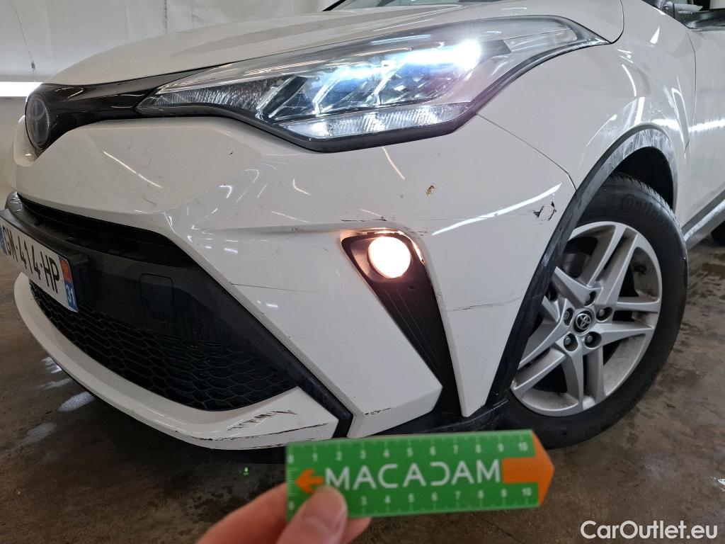  Toyota  C-HR TOYOTA  / 2016 / 5P / SUV 1.8 HYBRIDE 122 DYNAMIC #3