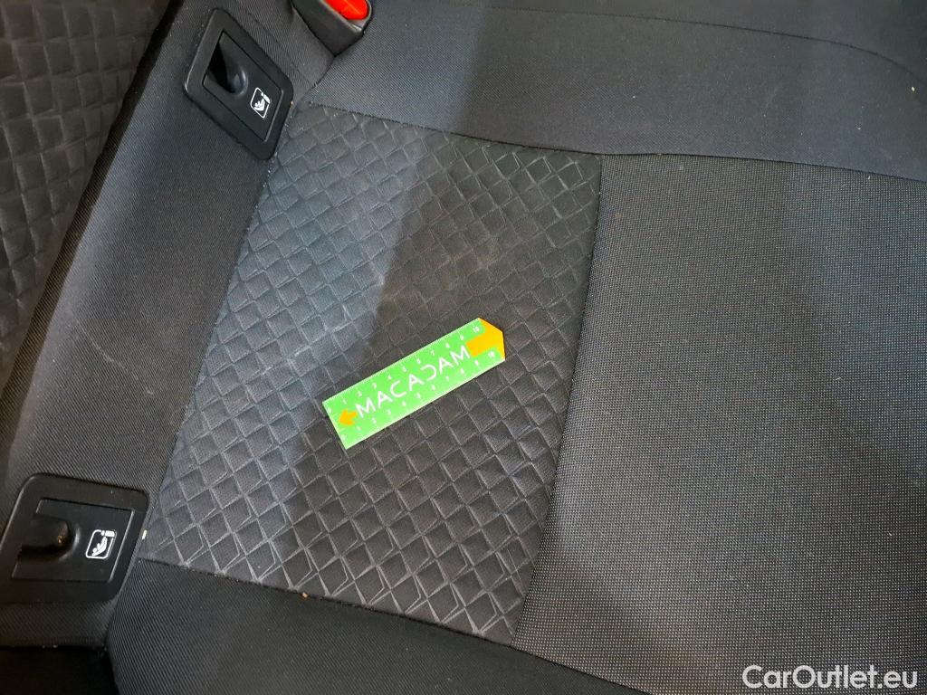  Toyota  C-HR TOYOTA  / 2016 / 5P / SUV 1.8 HYBRIDE 122 DYNAMIC #34