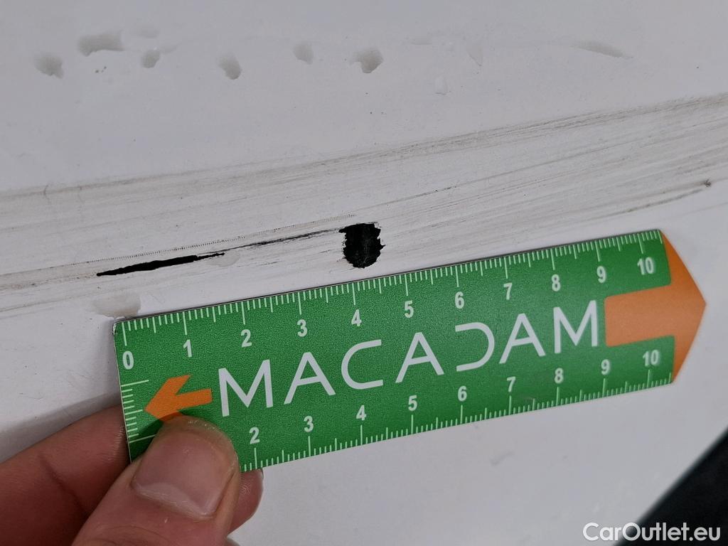  Toyota  C-HR TOYOTA  / 2016 / 5P / SUV 1.8 HYBRIDE 122 DYNAMIC #11