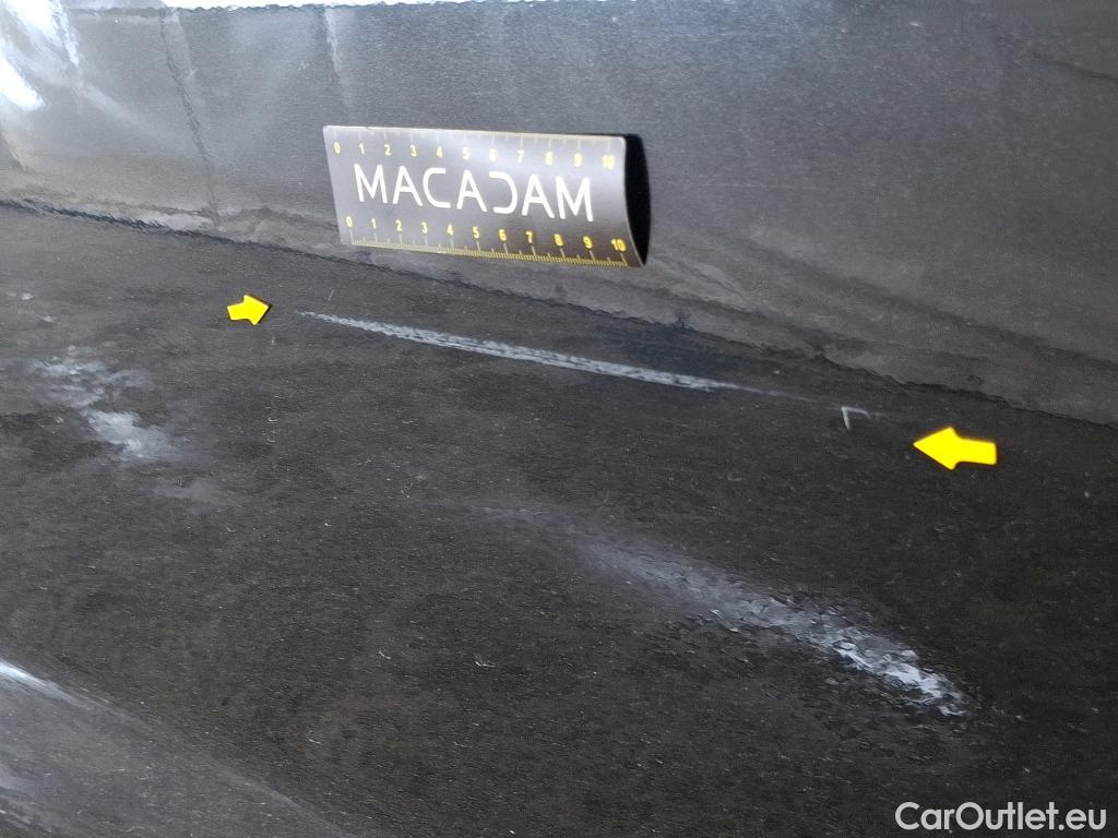  Toyota  Corolla TOYOTA  / 2018 / 5P / Berline Hybride 122h Dynamic Business Stage Acad #36