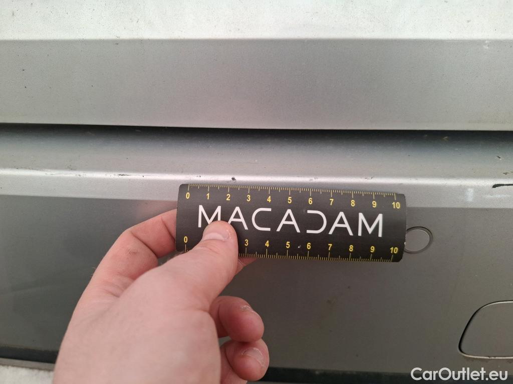  Toyota  Corolla TOYOTA  Touring Sports / 2018 / 5P / Break Hybride 122h Dynamic Business Stage Acad #23