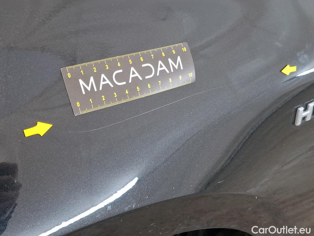  Toyota  Corolla TOYOTA  / 2018 / 5P / Berline Hybride 122h Dynamic Business Stage Acad #16