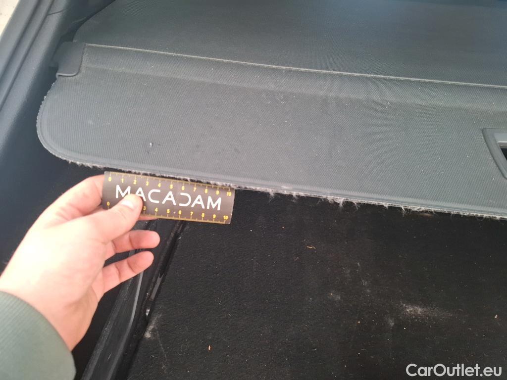  Toyota  Corolla TOYOTA  Touring Sports / 2018 / 5P / Break Hybride 122h Dynamic Business Stage Acad #31