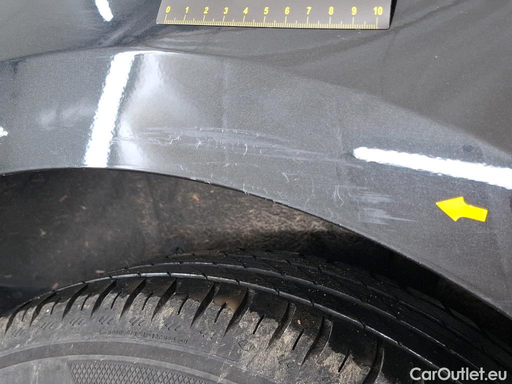  Toyota  Corolla TOYOTA  / 2018 / 5P / Berline Hybride 122h Dynamic Business Stage Acad #29