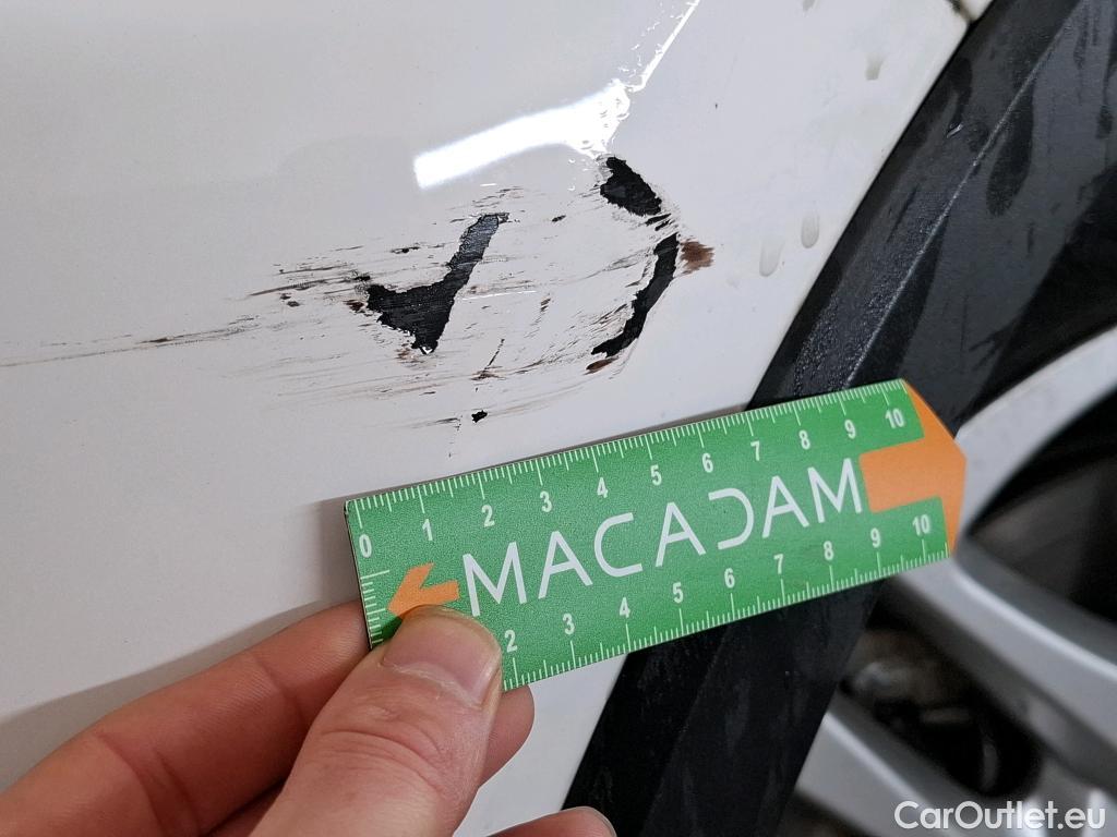  Toyota  C-HR TOYOTA  / 2016 / 5P / SUV 1.8 HYBRIDE 122 DYNAMIC #5